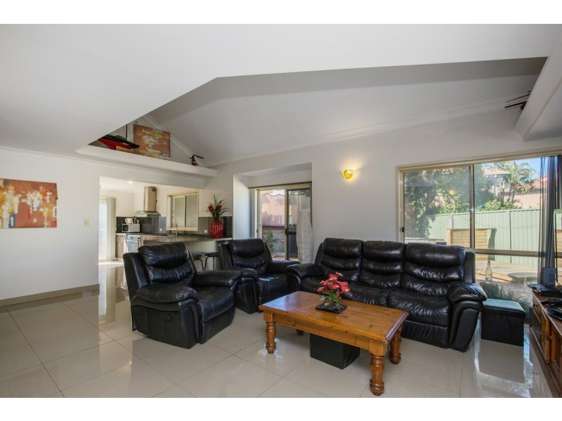 4/27 Fortune Street, Coomera QLD 4209