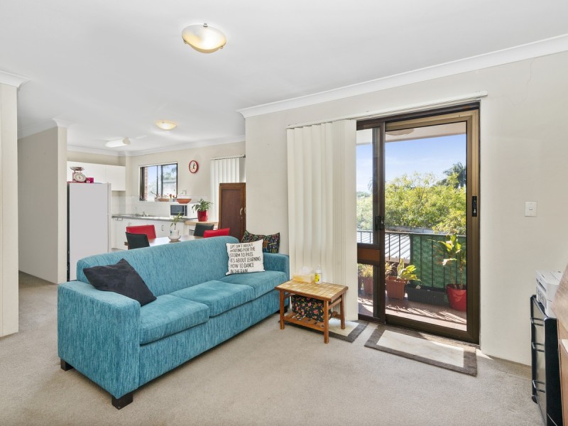 6/20 Sigatoka Place, Clear Island Waters QLD 4226