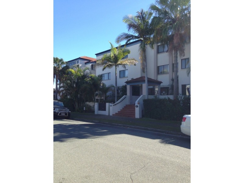 00/7 BARRANBALI, Chevron Island QLD 4217