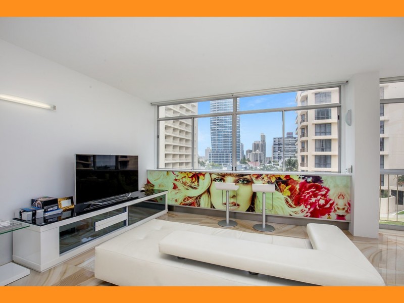 34 Hanlan Street, Surfers Paradise QLD 4217