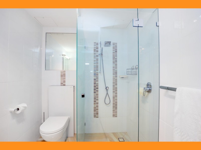 34 Hanlan Street, Surfers Paradise QLD 4217