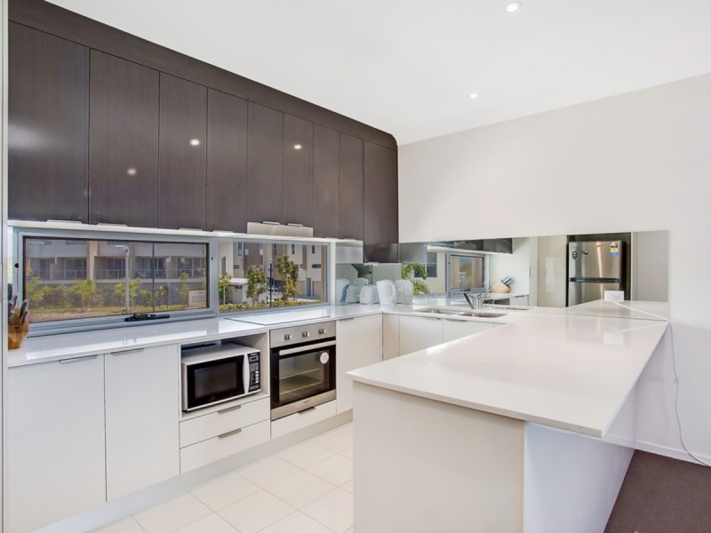 41/5074 Emerald Islands Drive, Carrara QLD 4211