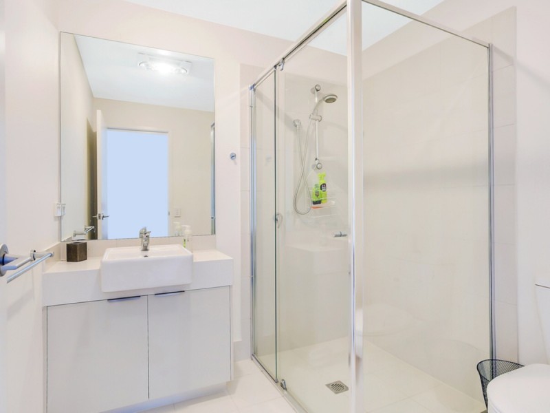 41/5074 Emerald Islands Drive, Carrara QLD 4211