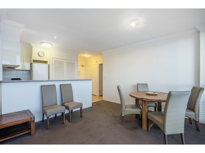 402/9-21 Beach Parade, Surfers Paradise QLD 4217
