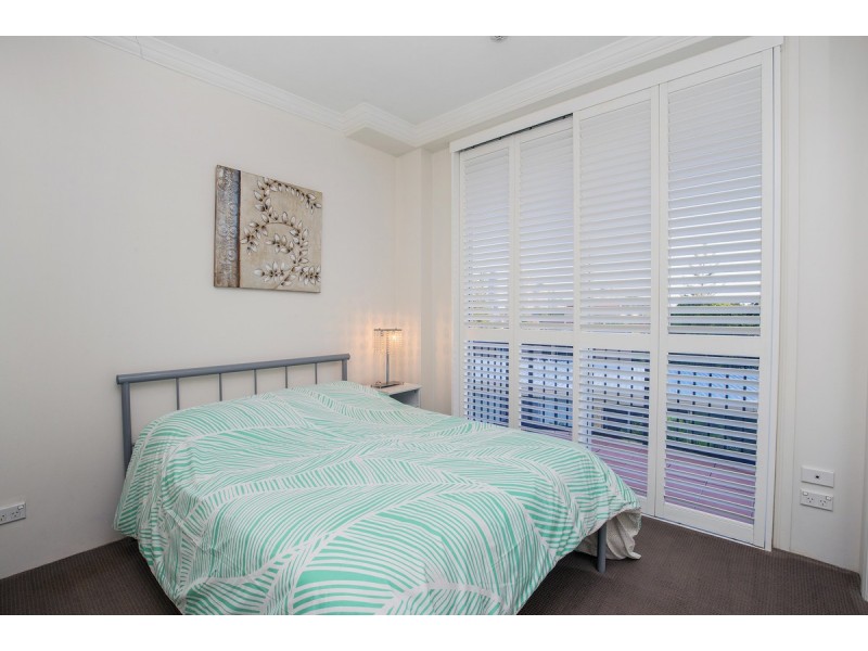 402/9-21 Beach Parade, Surfers Paradise QLD 4217
