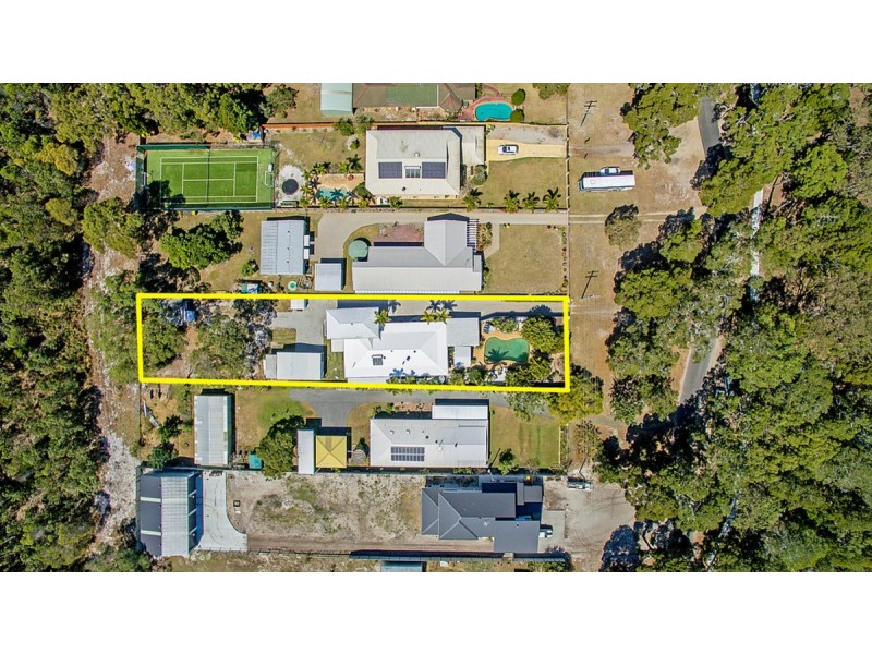 114 White Patch Esplanande, White Patch QLD 4507