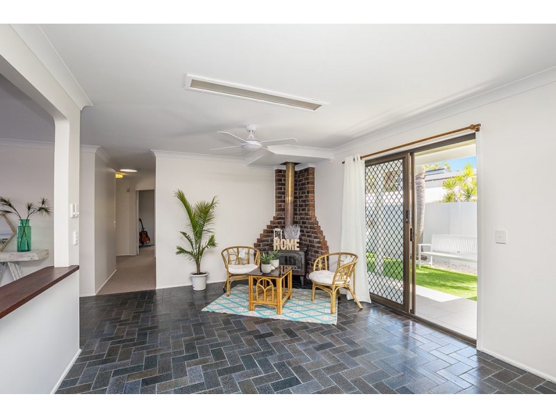 114 White Patch Esplanande, White Patch QLD 4507