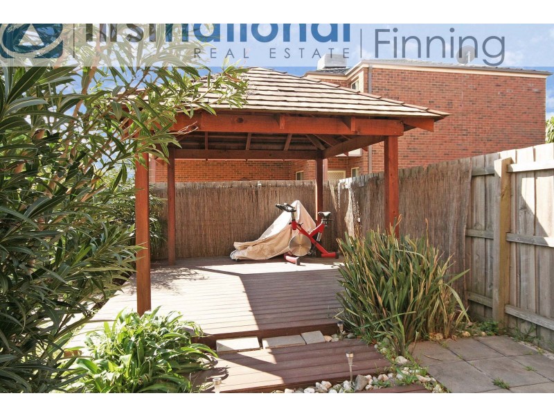 31 Boronia Avenue, Cranbourne VIC 3977