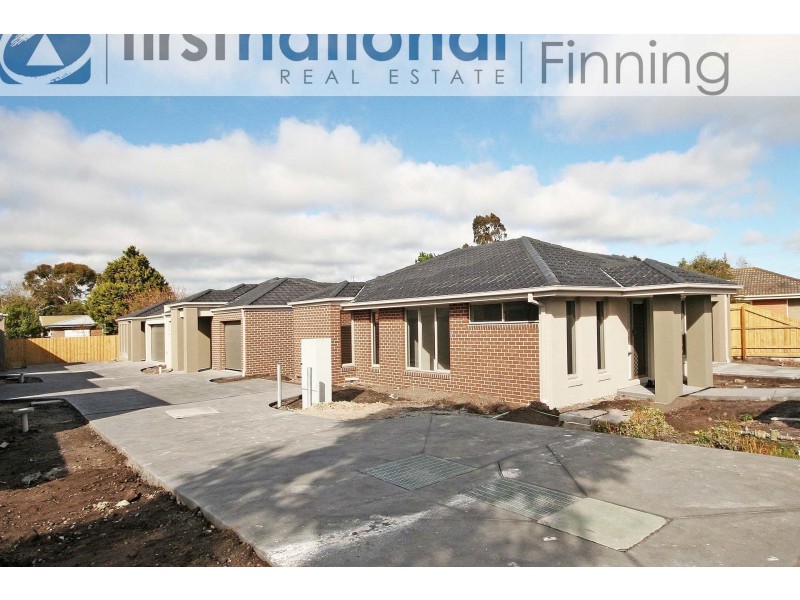 1/6-8 Walter Street, Cranbourne VIC 3977