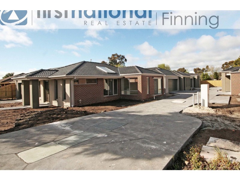 6/6-8 Walter Street, Cranbourne VIC 3977