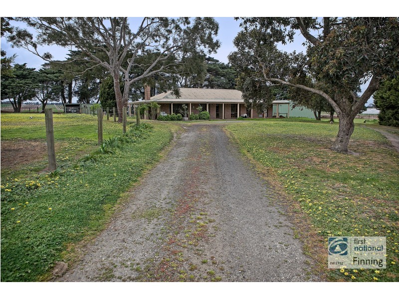 289 Pattersons Road, Clyde North VIC 3978