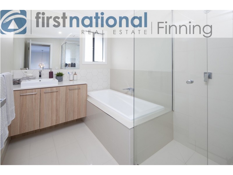 37 Highbury Street, Clyde North VIC 3978