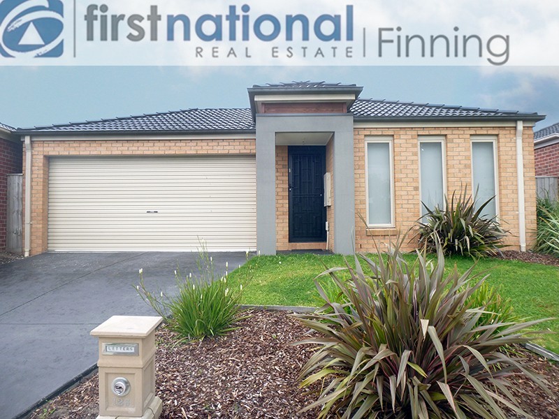 126 William Thwaites Boulevard, Cranbourne North VIC 3977