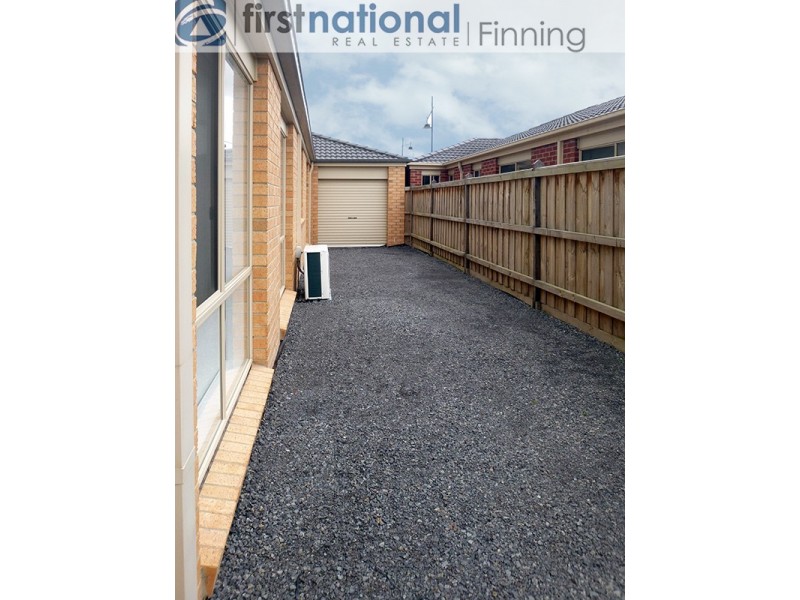 126 William Thwaites Boulevard, Cranbourne North VIC 3977