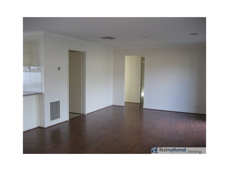 28 Merrijig Avenue, Cranbourne VIC 3977