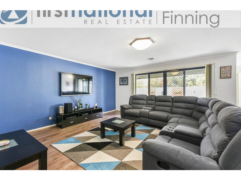 7 Greenaway Terrace, Cranbourne East VIC 3977