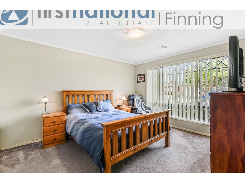 7 Greenaway Terrace, Cranbourne East VIC 3977