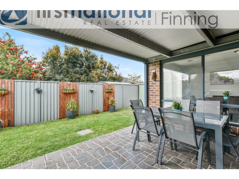 7 Greenaway Terrace, Cranbourne East VIC 3977