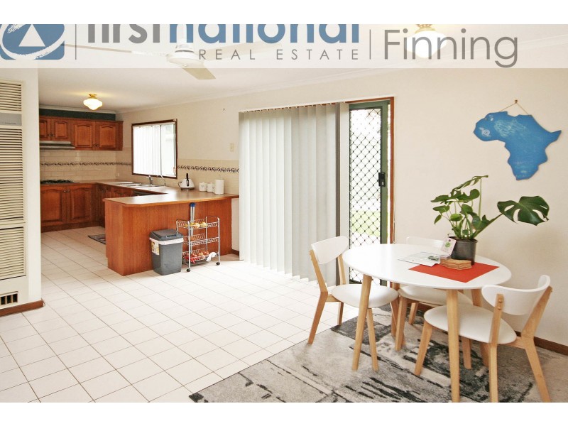 19 Navarre Drive, Cranbourne West VIC 3977