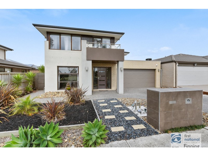 14 Stanford Street, Cranbourne West VIC 3977
