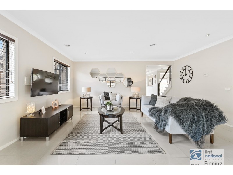 14 Stanford Street, Cranbourne West VIC 3977