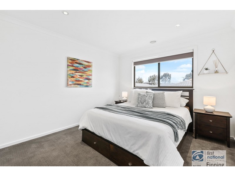 14 Stanford Street, Cranbourne West VIC 3977