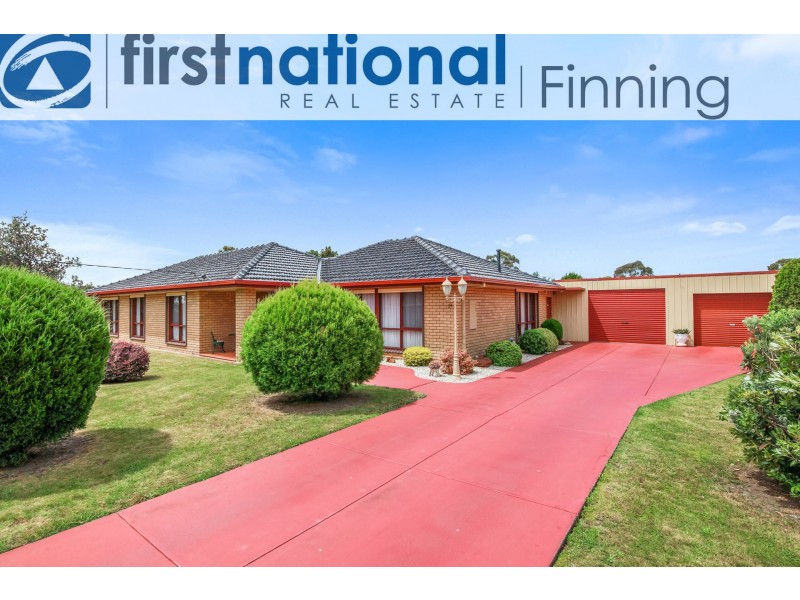 24-26 Lyall Street, Cranbourne VIC 3977