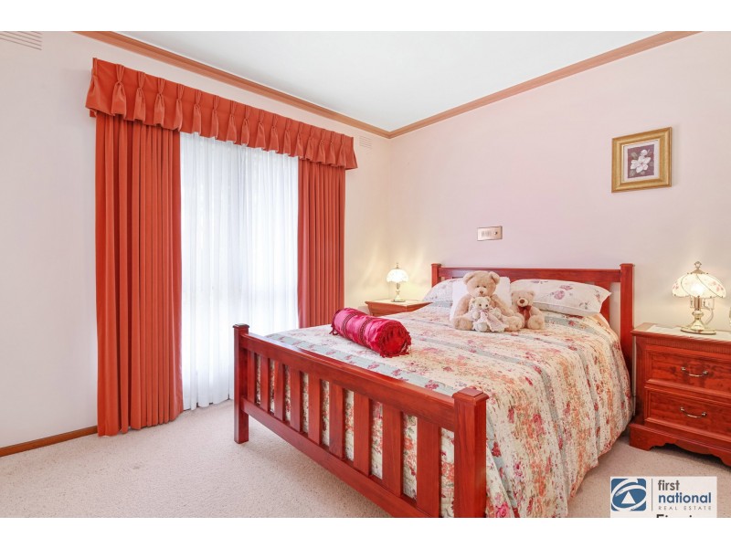24-26 Lyall Street, Cranbourne VIC 3977