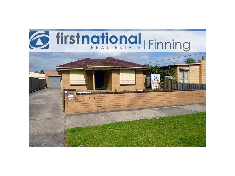 16 McLaren Avenue, Cranbourne VIC 3977