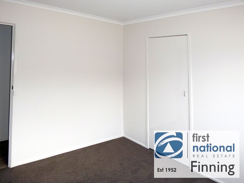 16 McLaren Avenue, Cranbourne VIC 3977
