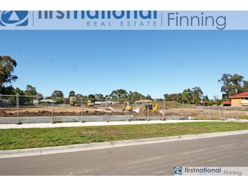 7 Castle Close, Tooradin VIC 3980