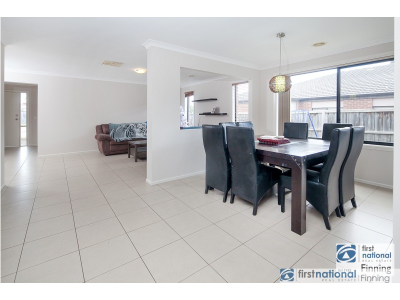 47 Flametree Circuit, Cranbourne VIC 3977