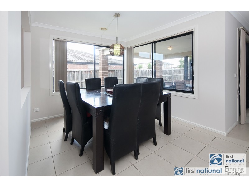 47 Flametree Circuit, Cranbourne VIC 3977