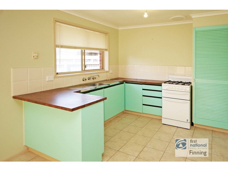 3 Glenbourne Road, Cranbourne VIC 3977
