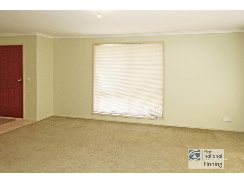 3 Glenbourne Road, Cranbourne VIC 3977