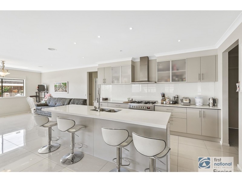 5 Braestar Street, Cranbourne VIC 3977