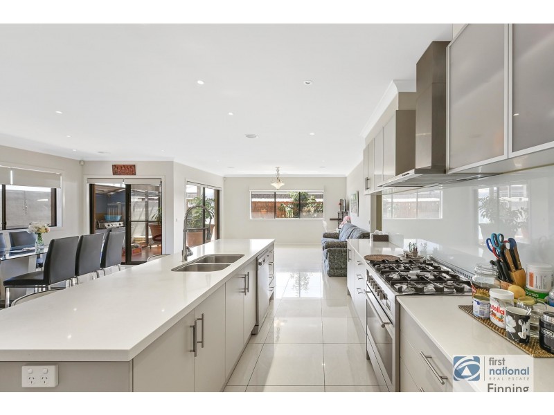 5 Braestar Street, Cranbourne VIC 3977