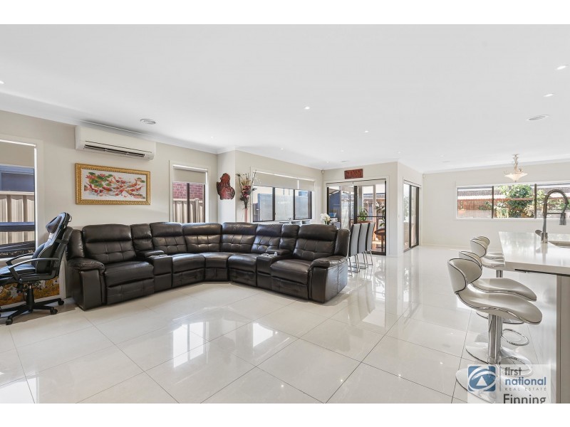 5 Braestar Street, Cranbourne VIC 3977