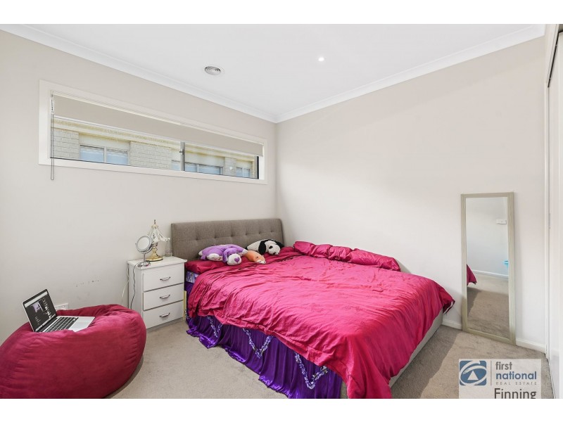 5 Braestar Street, Cranbourne VIC 3977