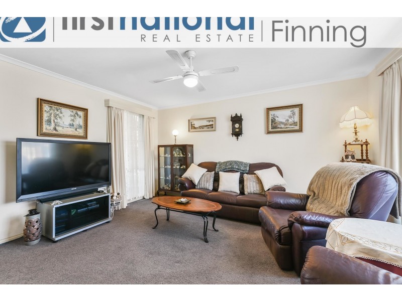 30 Dartmoor Drive, Cranbourne East VIC 3977