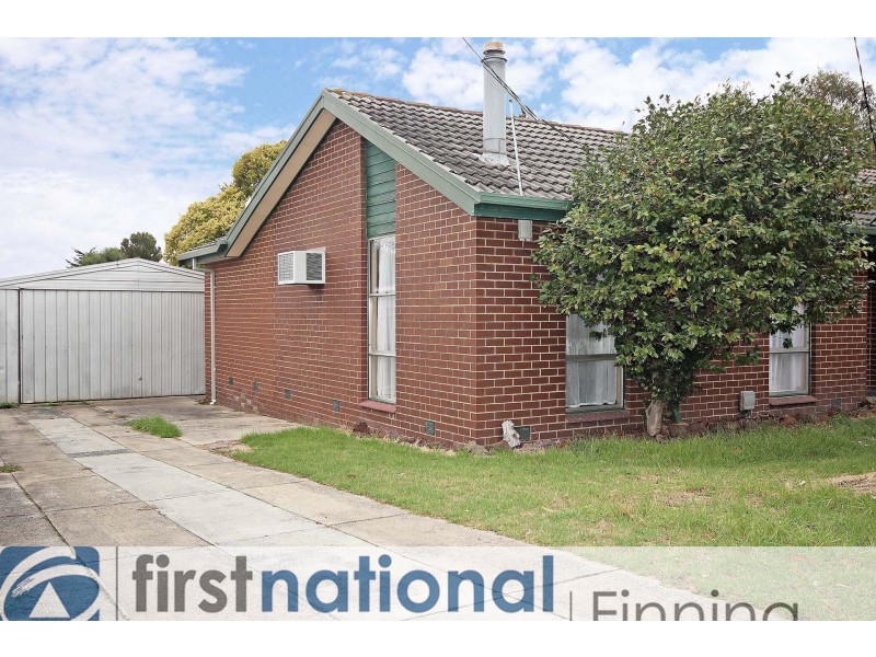 6 Valepark Crescent, Cranbourne VIC 3977