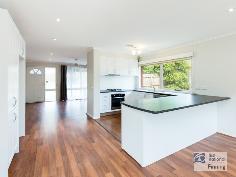 24 Ruffy Drive, Cranbourne VIC 3977