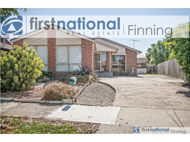 7 Jacinta Drive, Cranbourne West VIC 3977