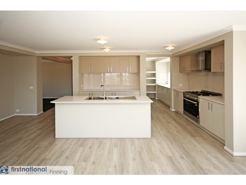 20 Emery Drive, Clyde North VIC 3978