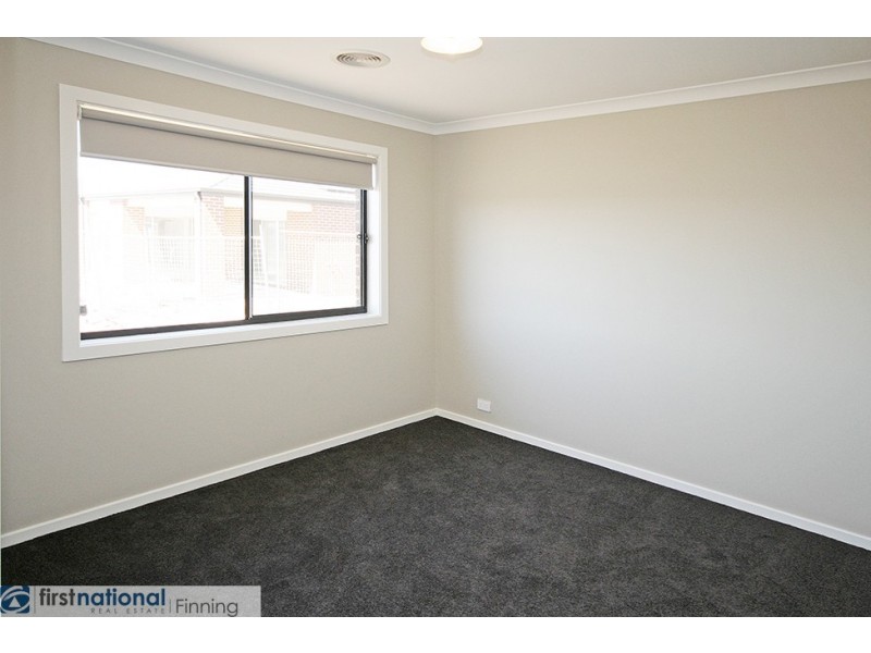 20 Emery Drive, Clyde North VIC 3978