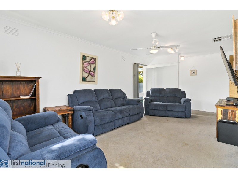 18 Arnold Street, Cranbourne VIC 3977