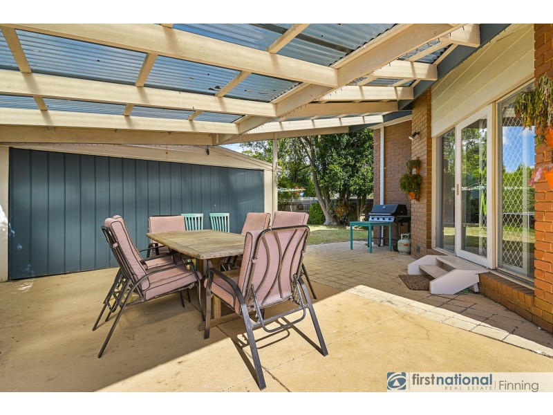 18 Arnold Street, Cranbourne VIC 3977