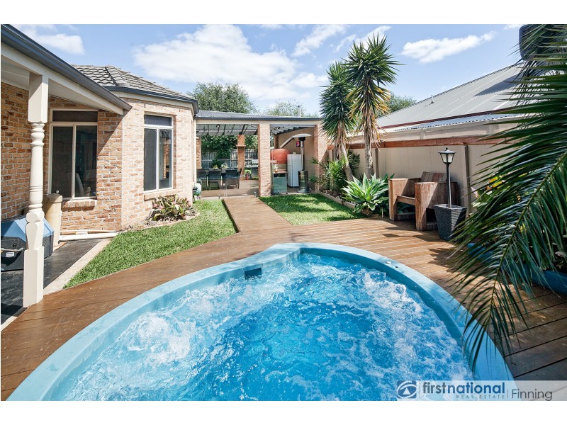 7 Fernhill Avenue, Cranbourne VIC 3977