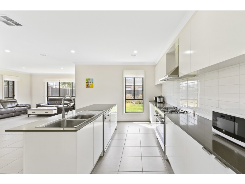 Cranbourne East VIC 3977