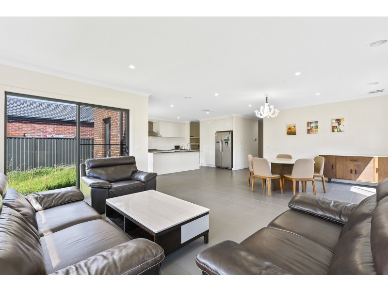 Cranbourne East VIC 3977